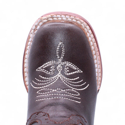 Close-up of stitched toe design on girls brown leather Western boot H329594
