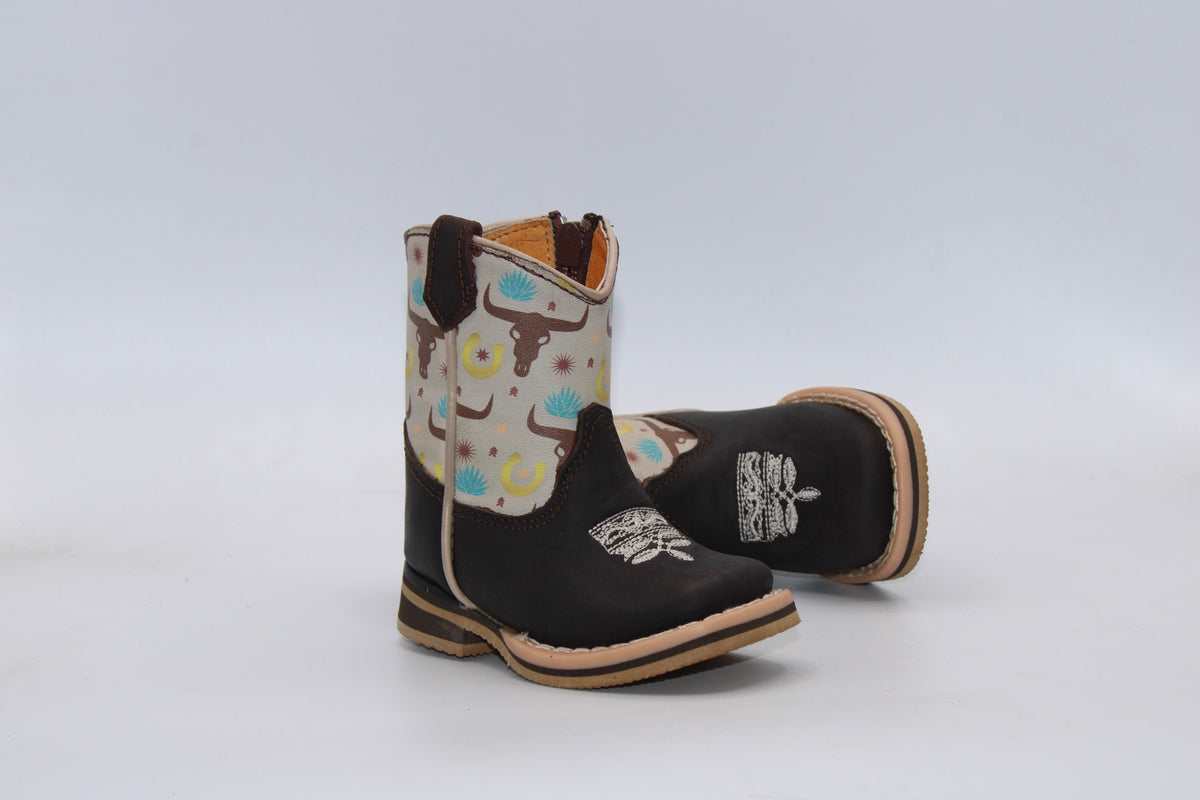 Toe embroidery view of H512 handcrafted black leather baby Western boots